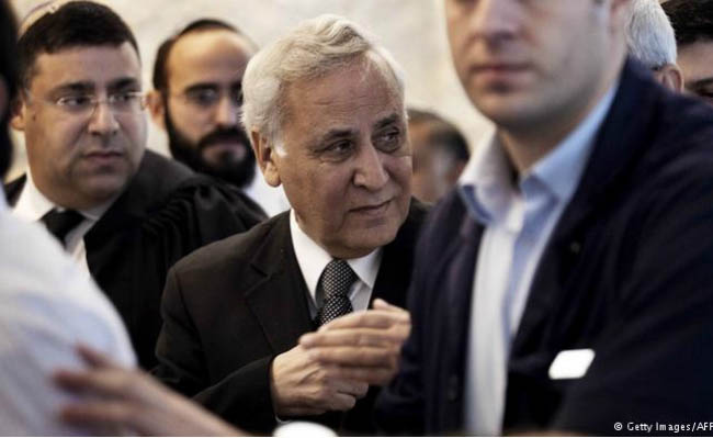 موافقت با آزادی مشروط رئیس‌جمهور پیشین اسرائيل 